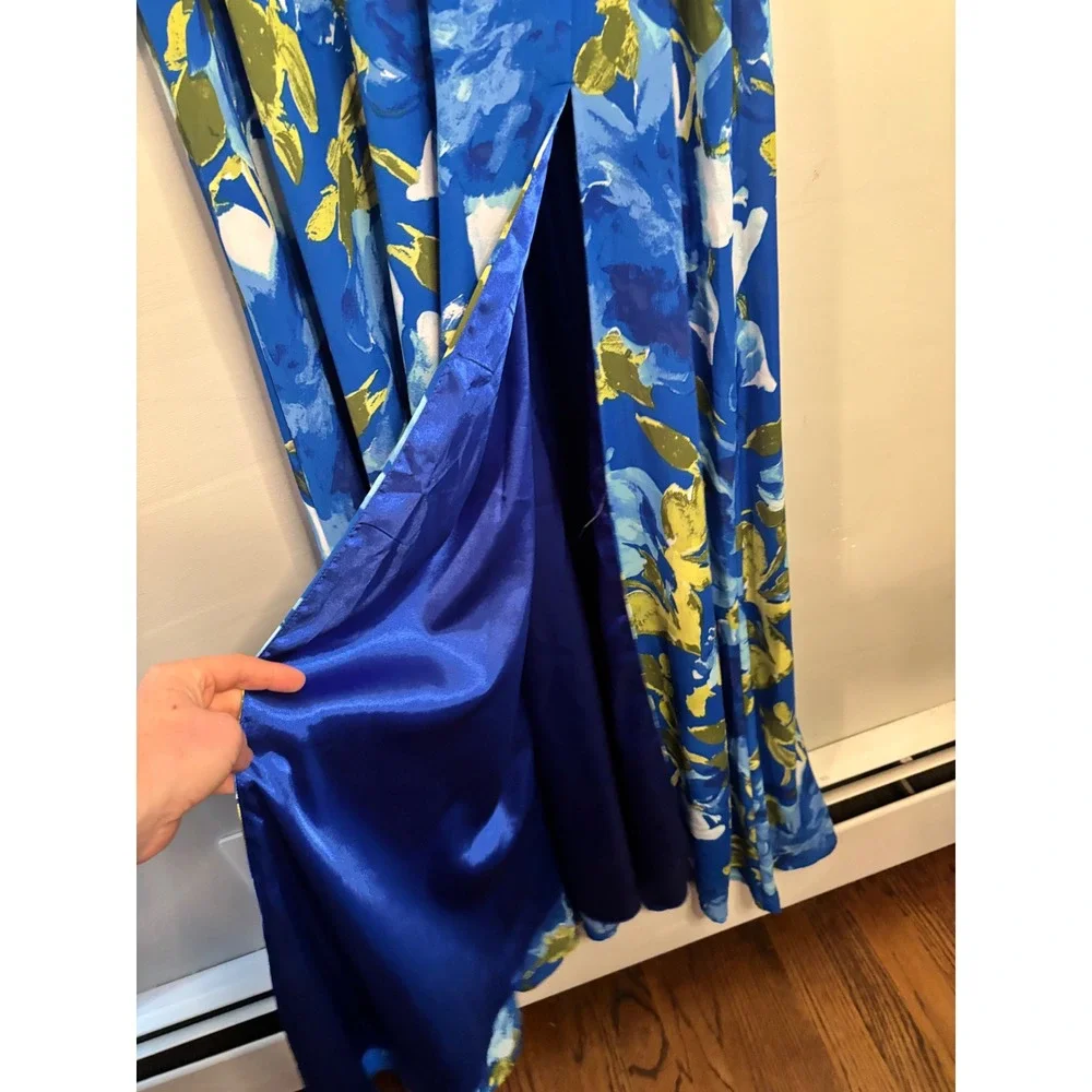 Lulus Blue Floral Maxi Dress Long Sleeve V Neck Front Slit NWT XS - Picture 4 of 6
